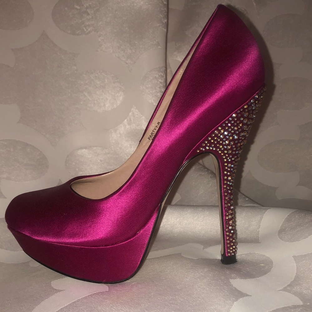 Magenta heels with jewels